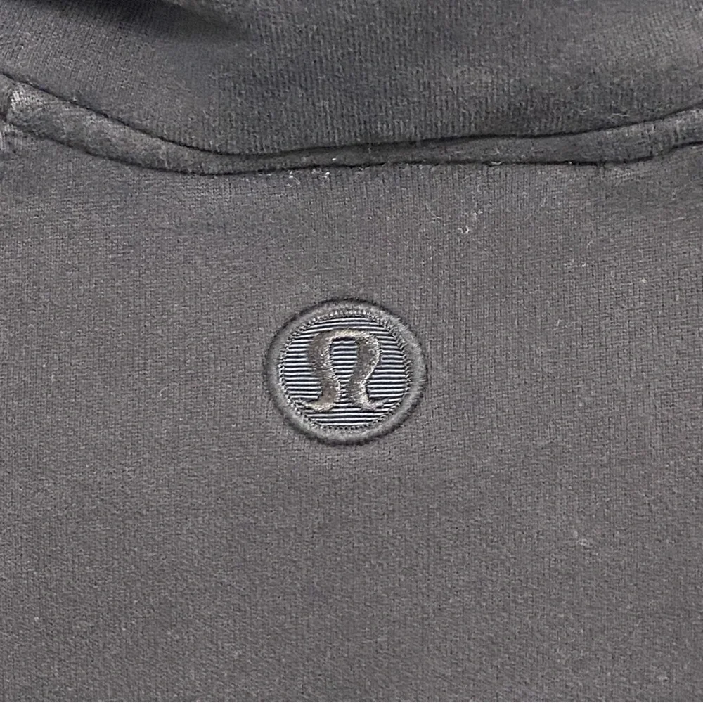LULULEMON / Black Scuba Jacket Size 6
